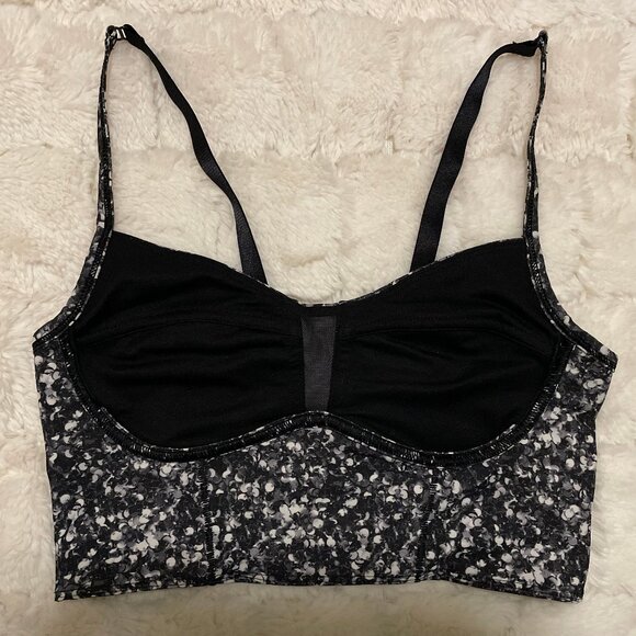 Lululemon Sports Bra - Picture 3 of 5